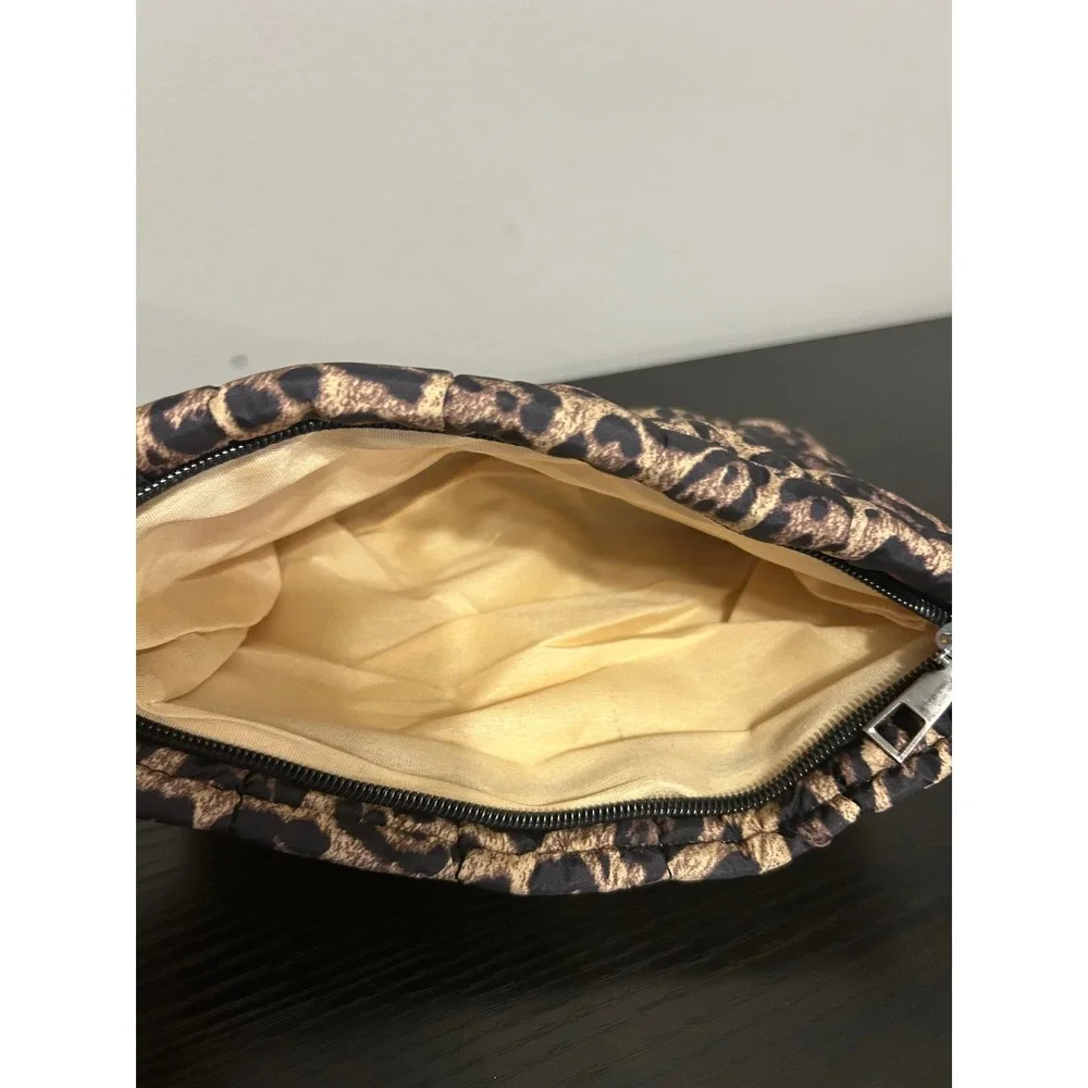 Leopard Print Puffer Cosmetic Bag Pouch Makeup Organizer‎ Zipper Pouch